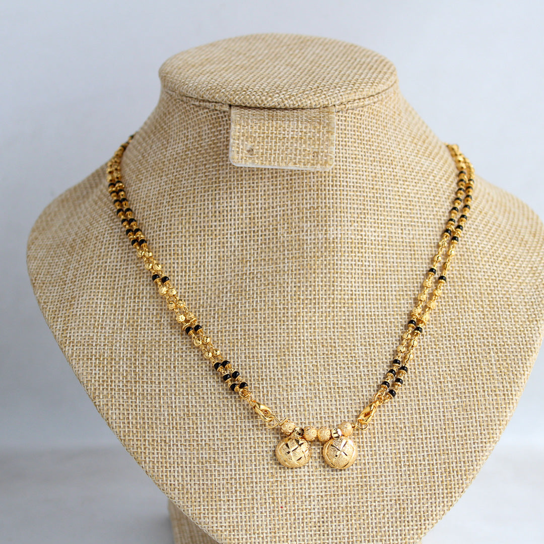 Vati Mangalsutra With Changeable Chain