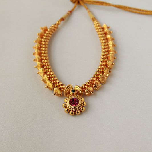 Base Thushee handcrafted Necklace 