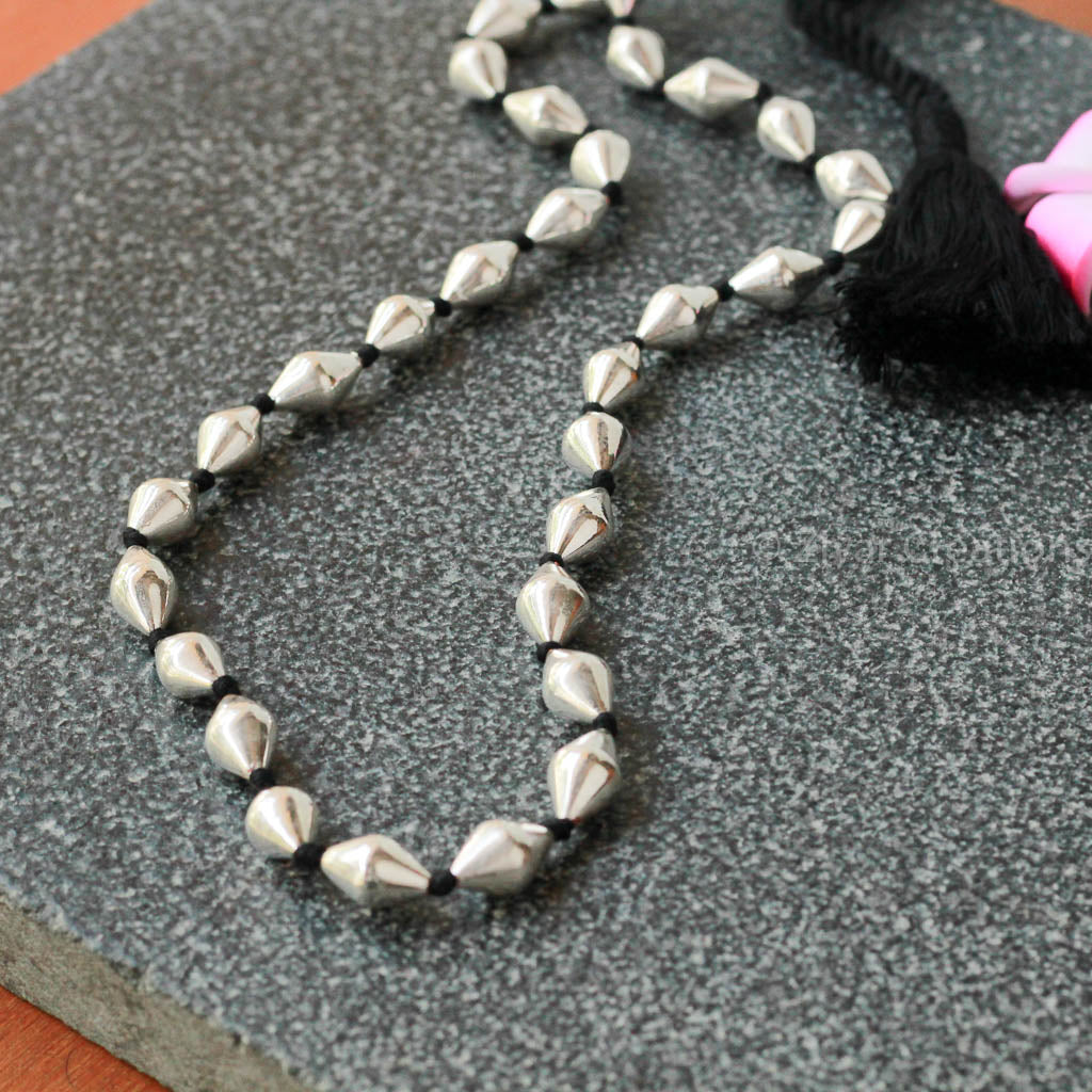 Dholki Beads Single Line Necklace